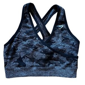 Gymshark adapt camo sports bra in gray/black